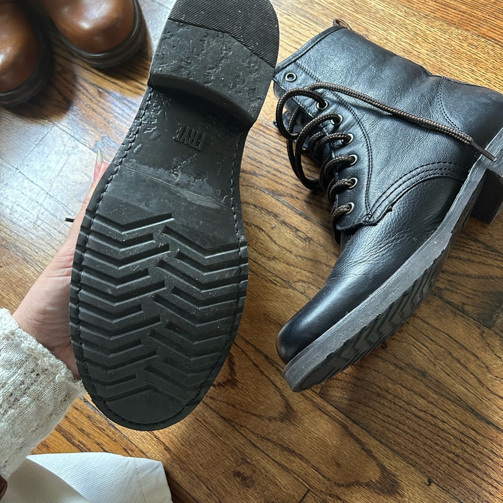 Frye Veronica Combat - image 4